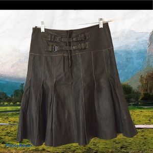 Arma Women’s Leather Kilt/Gladiator Skirt. Small